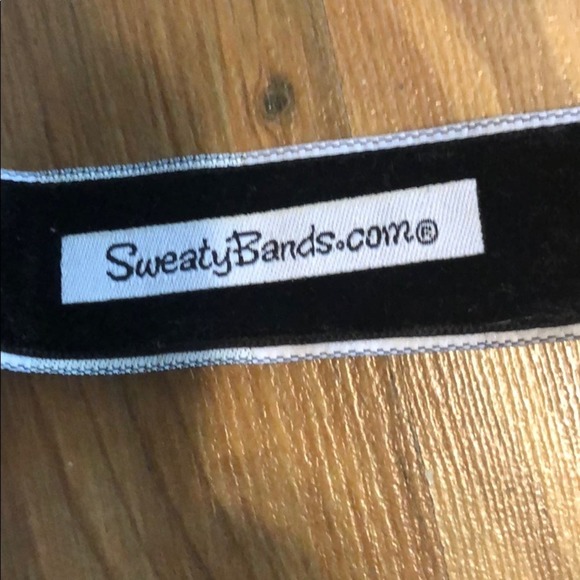 Sweaty Bands Namaste Headband Non-Slip FREE Gift Ships Same Day - Picture 4 of 7